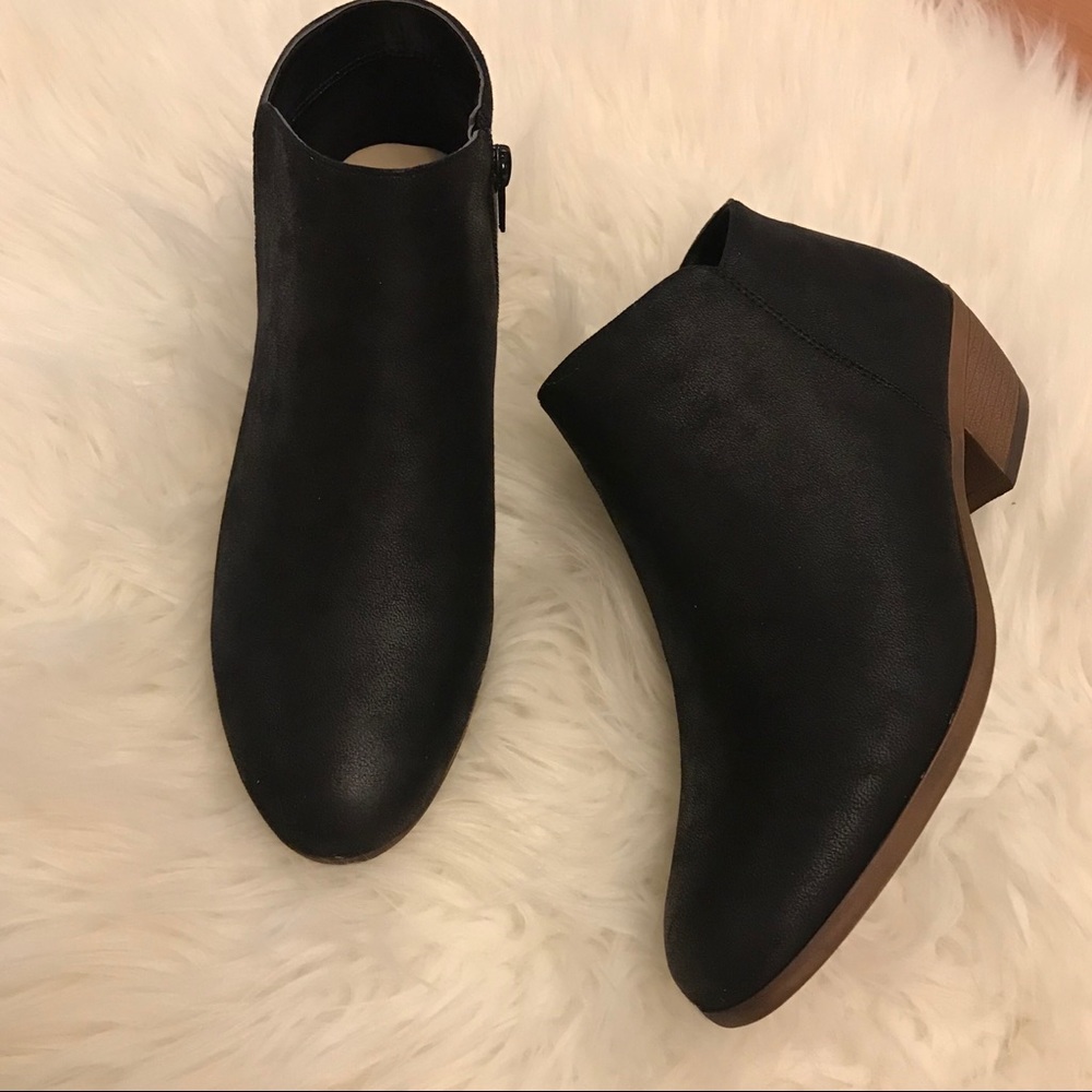 LAST 1 Ava Distressed Soft Low Almond Toe Bootie - Picture 4 of 8